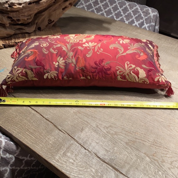 Red, gold, sage and sienna silk tassel pillow - Picture 9 of 10